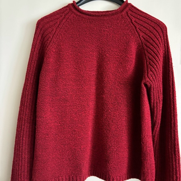 Beautiful Warm Sweater Size M - Picture 1 of 5